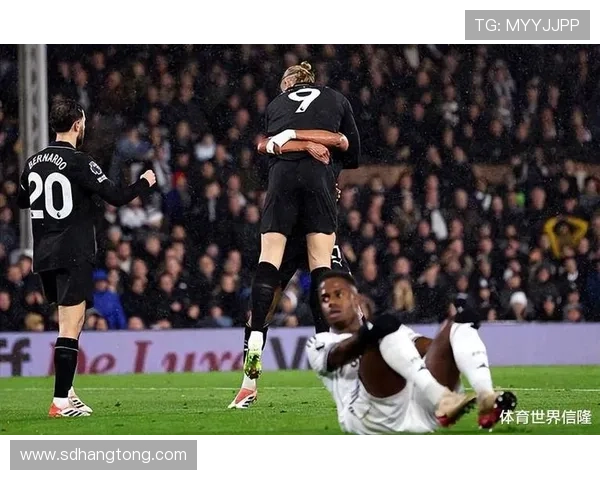 拉门斯赛场神勇表现连救险球最后时刻助攻队友绝平精彩瞬间